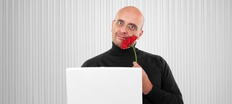 good online dating profiles to attract men